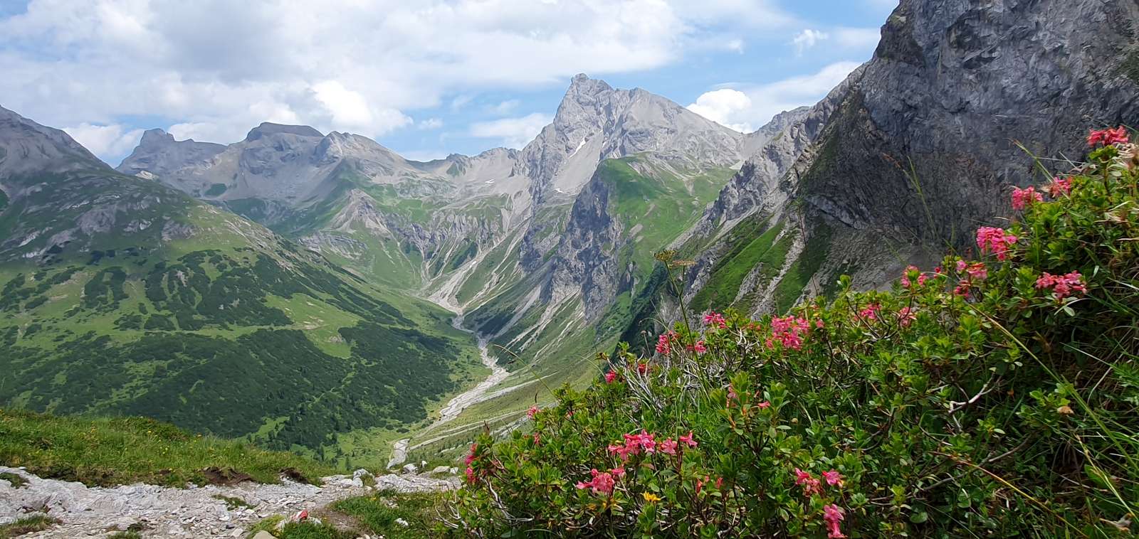 Der Berg ruft! Abenteuer Alpenüberquerung startet